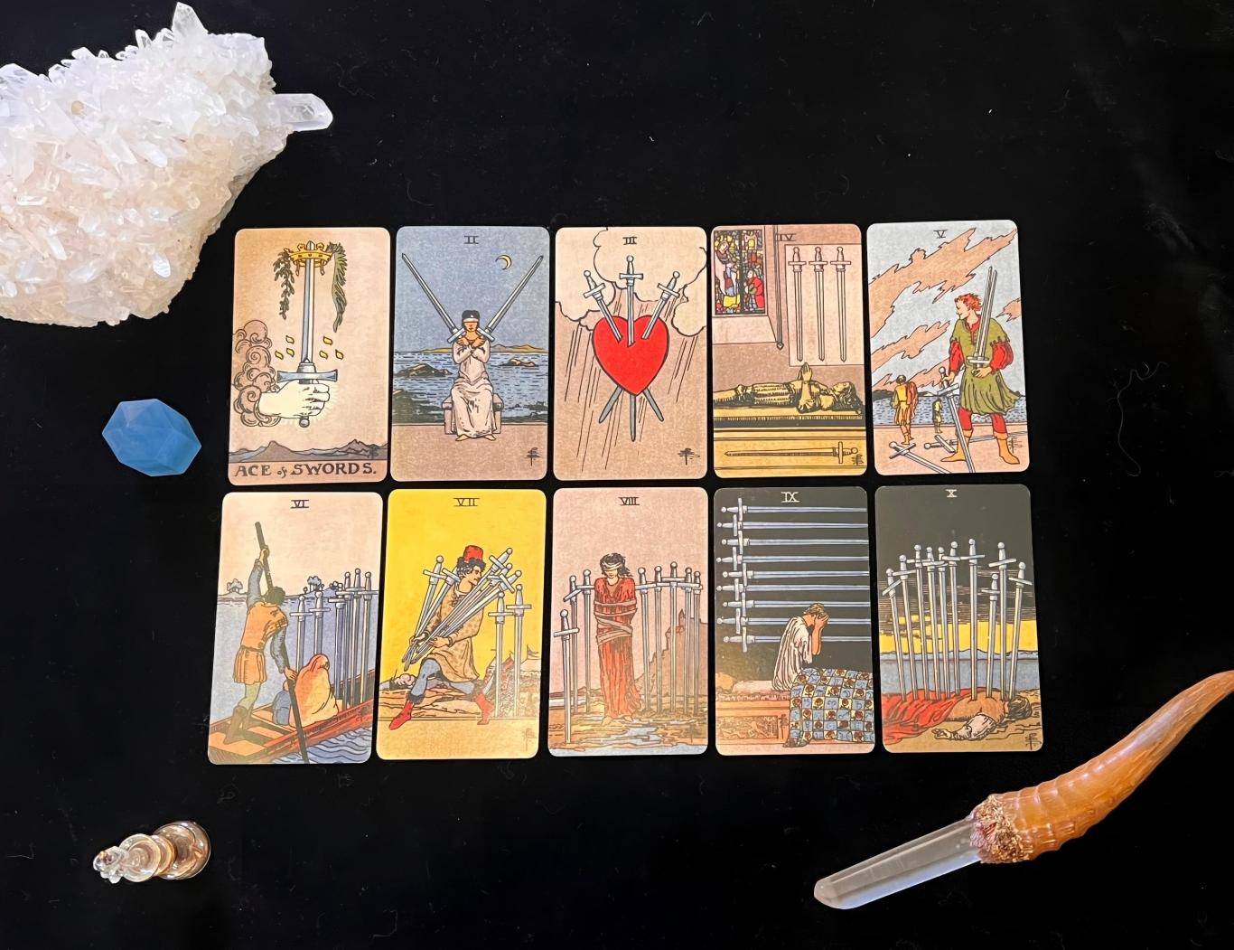 宝剑牌组的历史原型【亚塔分享】开元棋牌潘子仲老师讲述韦特塔罗(图3) 宝剑牌组的历史原型【亚塔分享】开元棋牌潘子仲老师讲述韦特塔罗(图3)